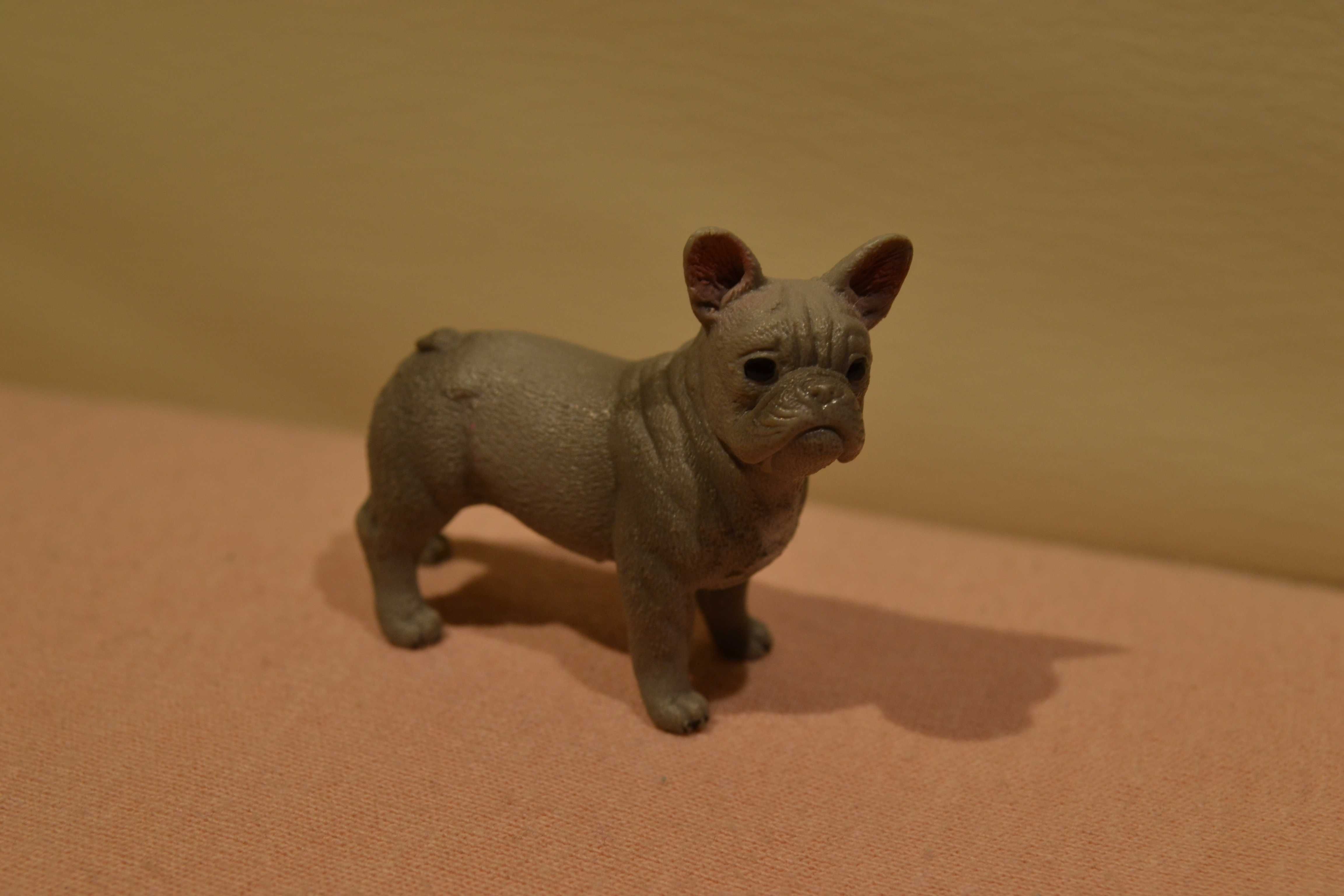 Schleich buldog buldożek francuski 2014 r.