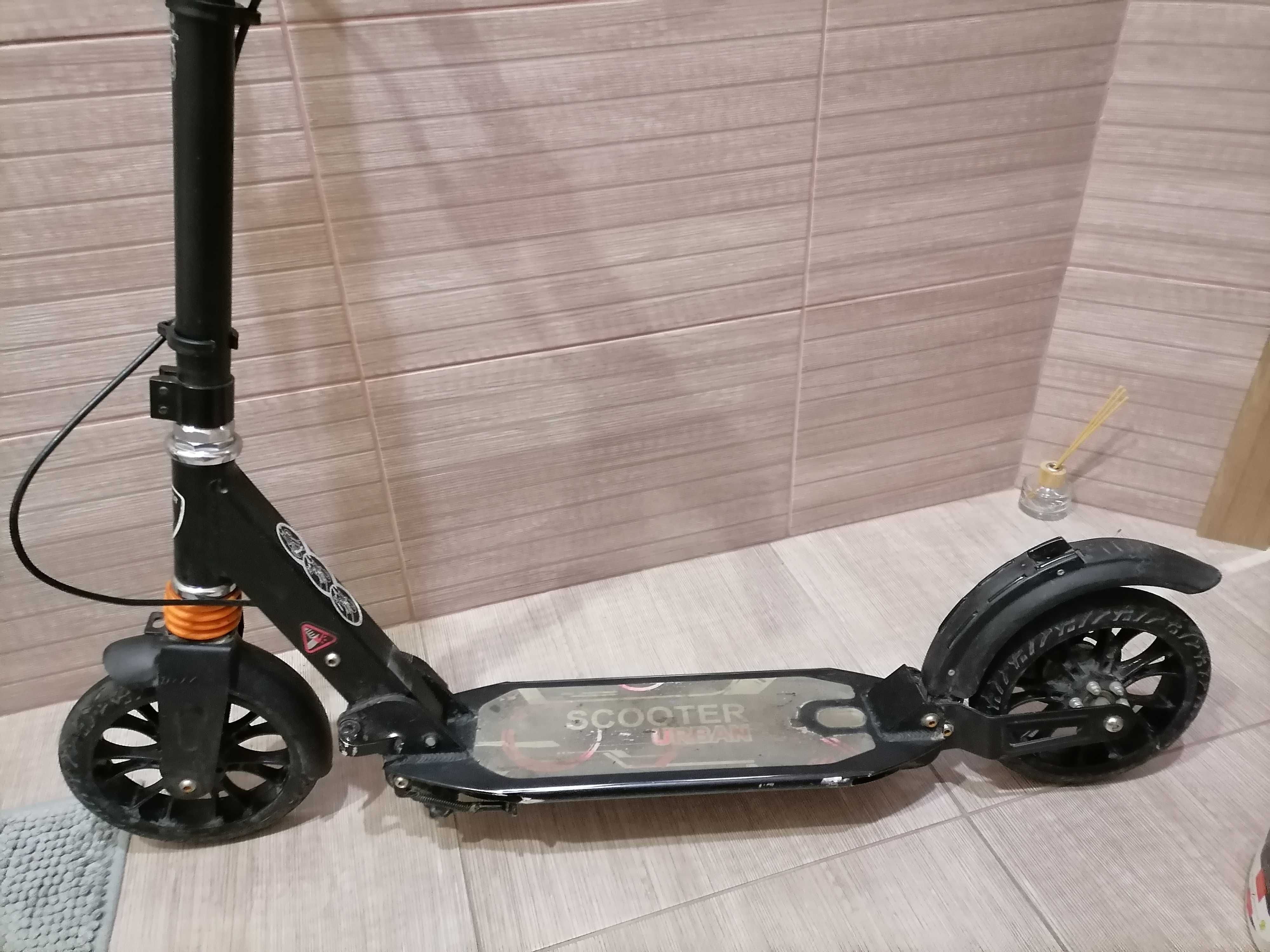 Самокат Scooter c дисковым тормозом, нагрузка до 100 кг