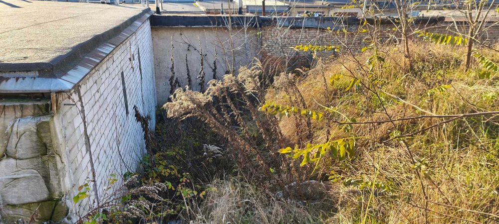 Продам ділянку під гараж біля ЖК Ярославичі