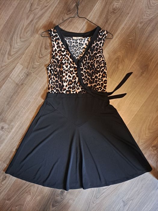Sukienka midi czarna panterka 38 40 M/L