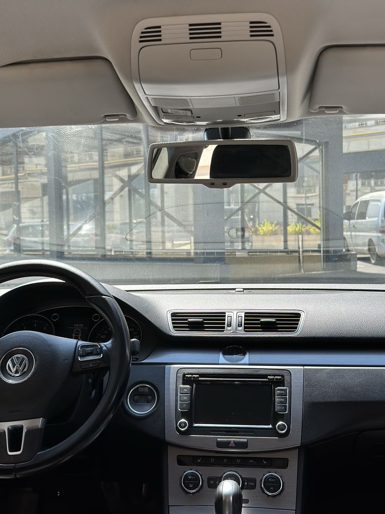 Volkswagen Passat B7 2012р