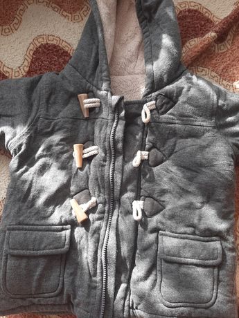 Курточка на 6-9 месяцев