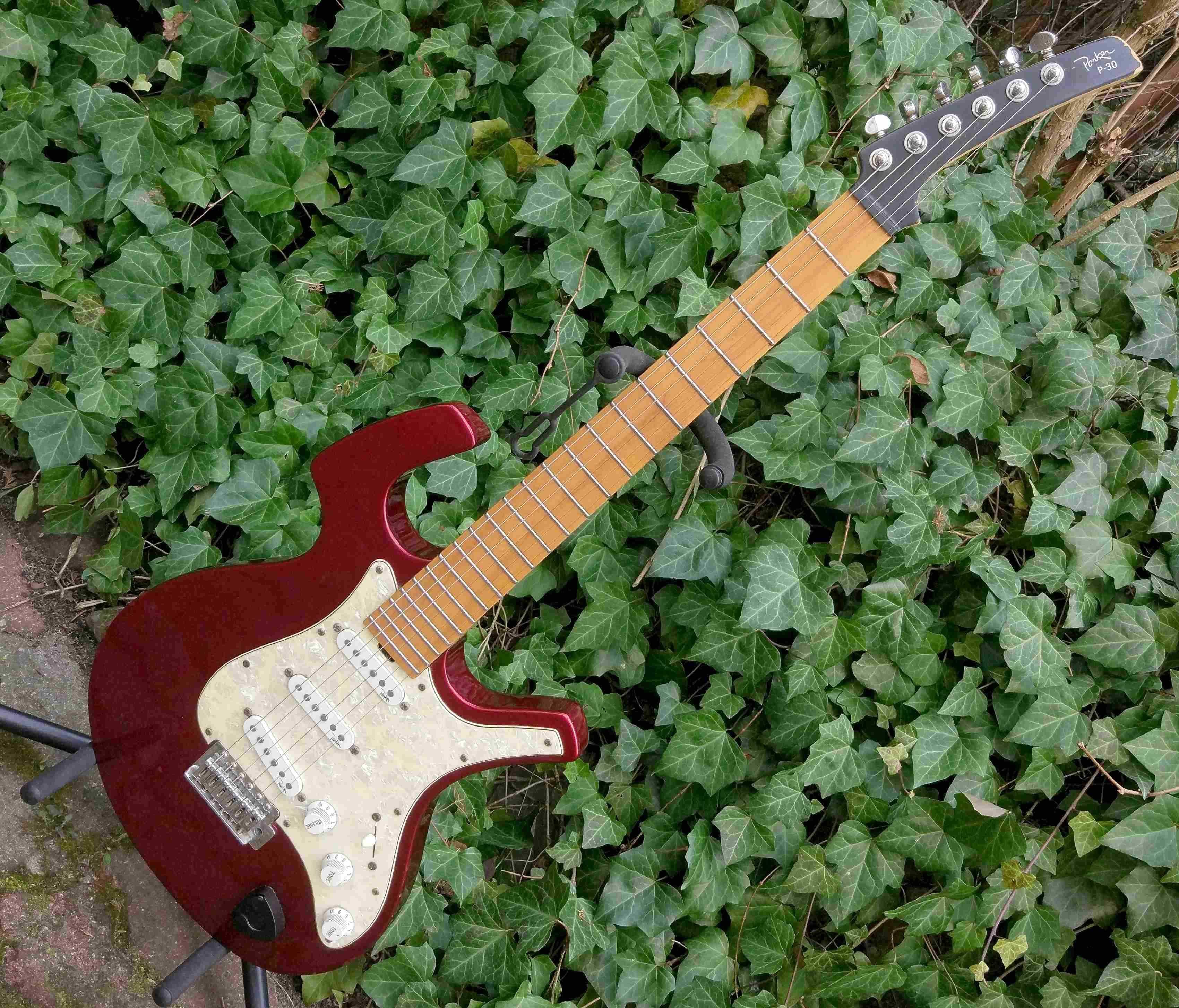 Gitara elektryczna Parker P-30