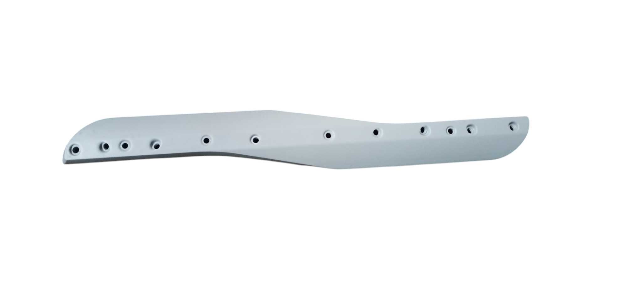 Dolny spryskiwacz Indesit do zmywarki o szerokości 45cm