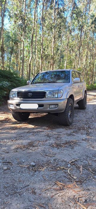 Toyota Land Cruiser HDJ100 4.2