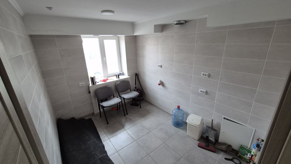 Довгострокова оренда Комерційного Приміщення (50 м²)