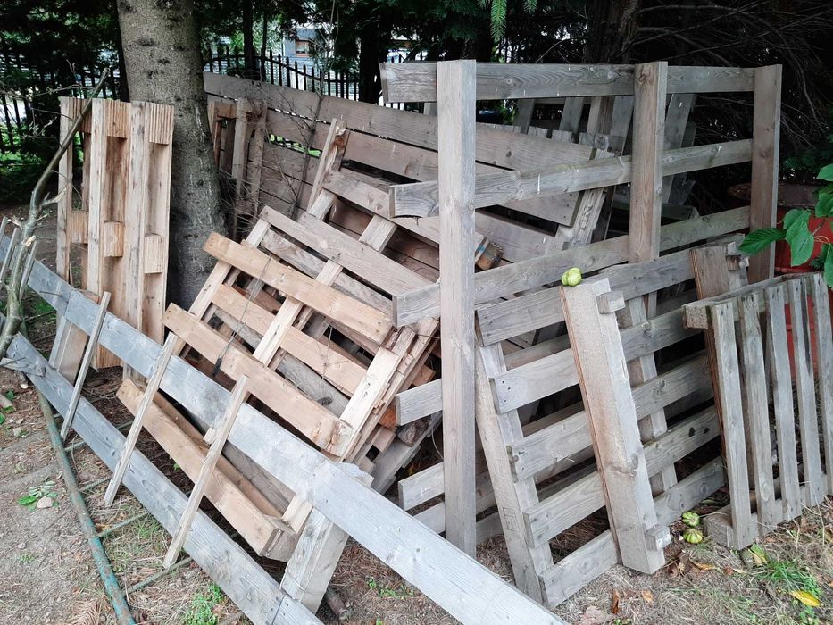 Palety z przeznaczeniem na opał