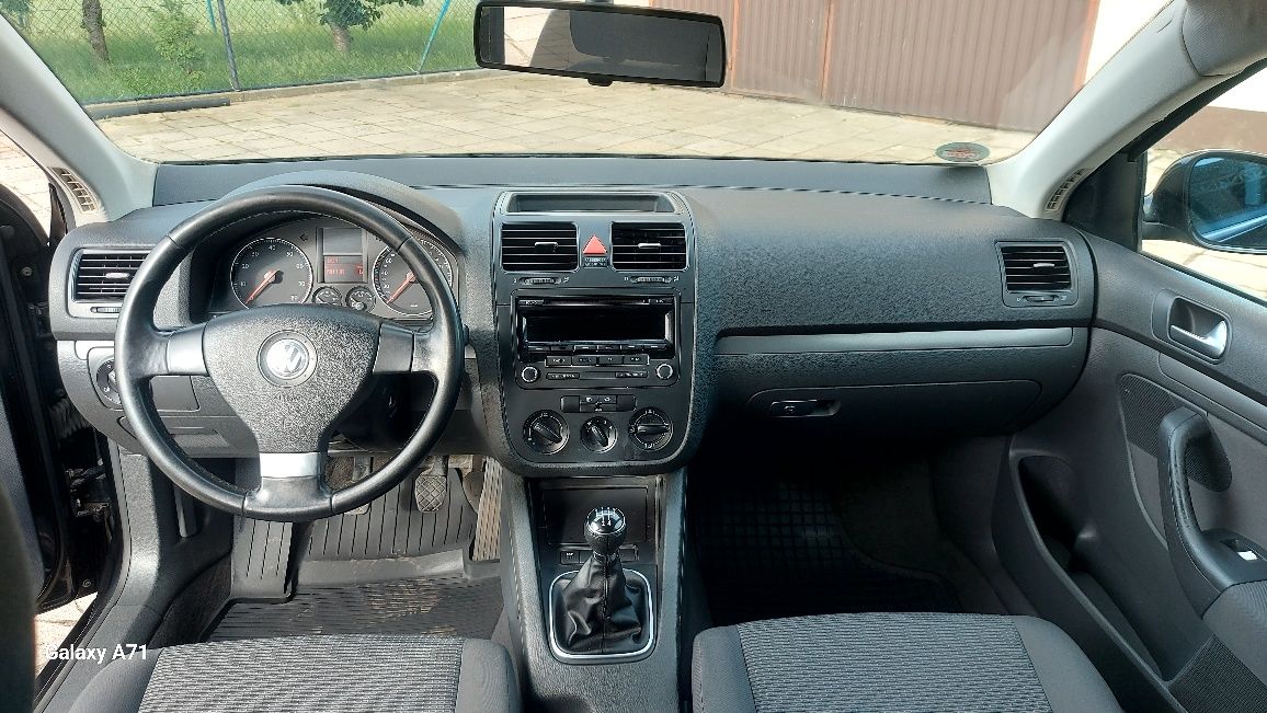 VW Jetta 1.6 MPI