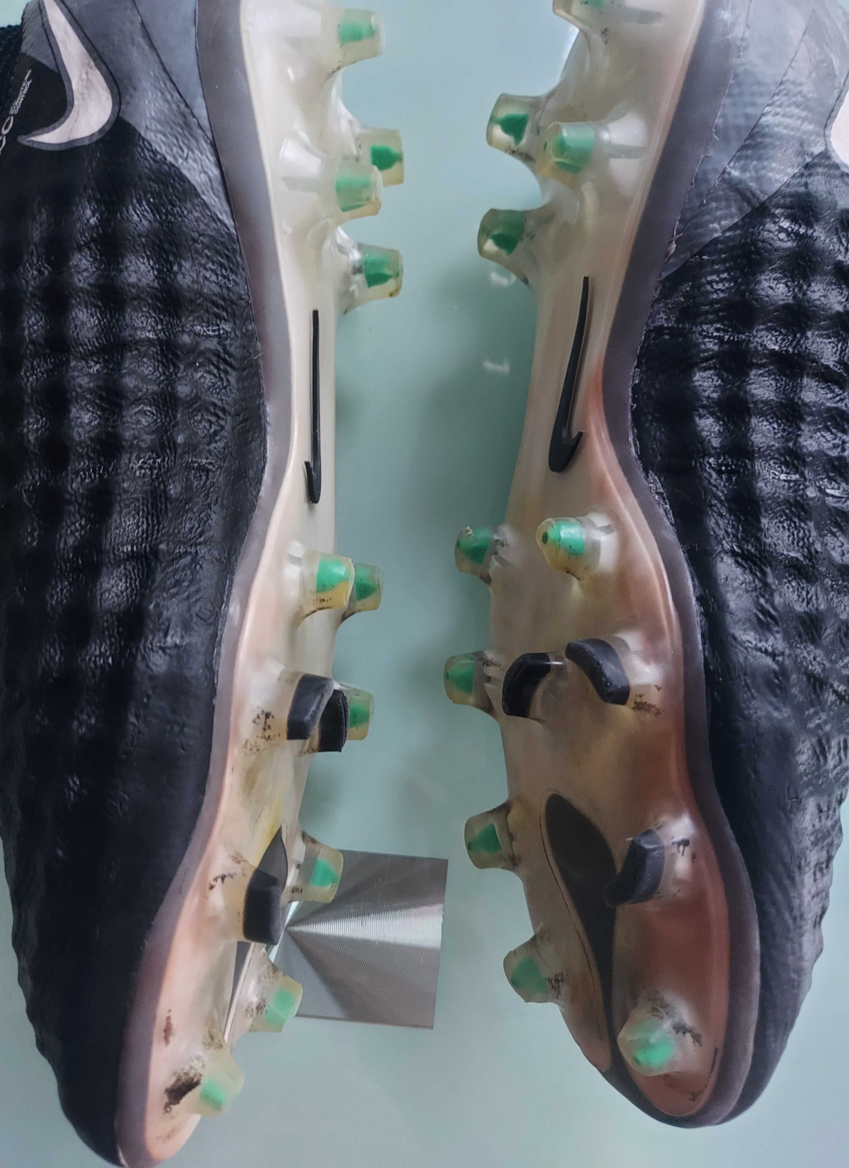 Model~1200 zł 23,5 cm buty korki lanki Nike JR Magista OBRA II FG