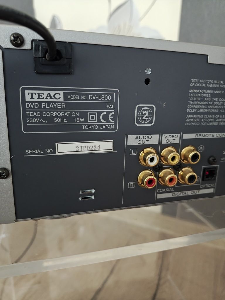 Odtwarzacz CD,DVD, Teac DV-L800 Japan