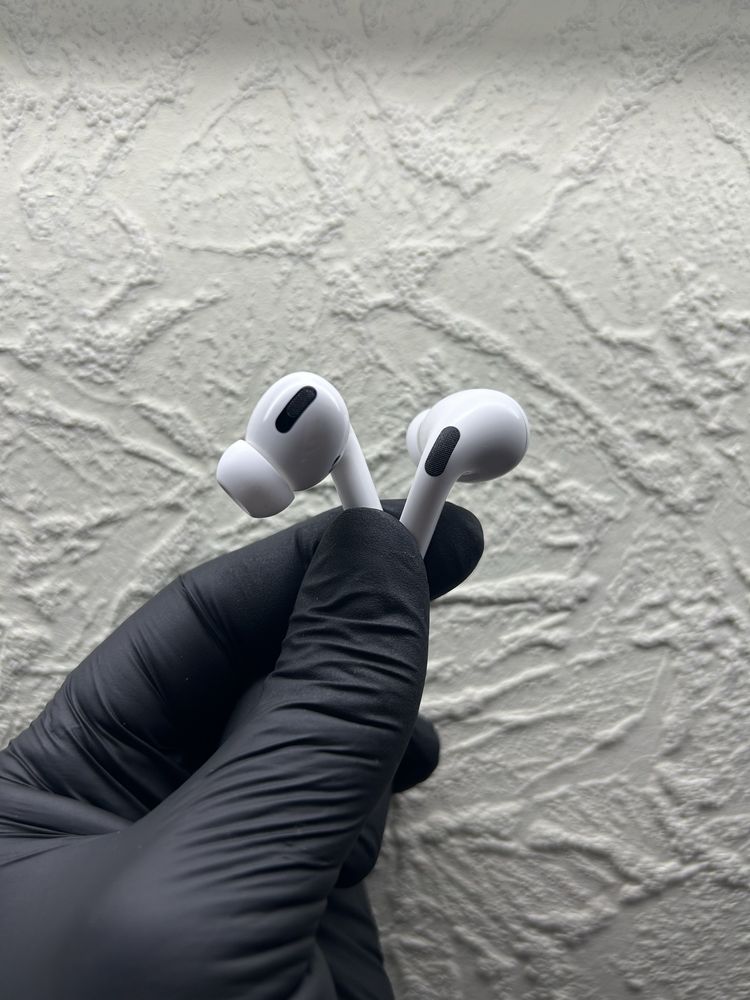 Наушник airpods pro оригинал левый а2084, правый a2083, кейс a21