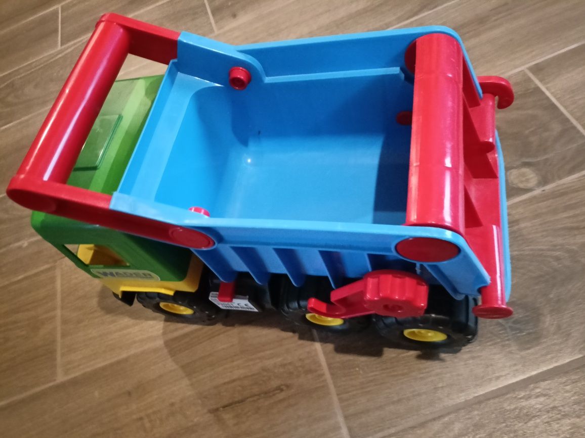 Wader  auto wywrotka