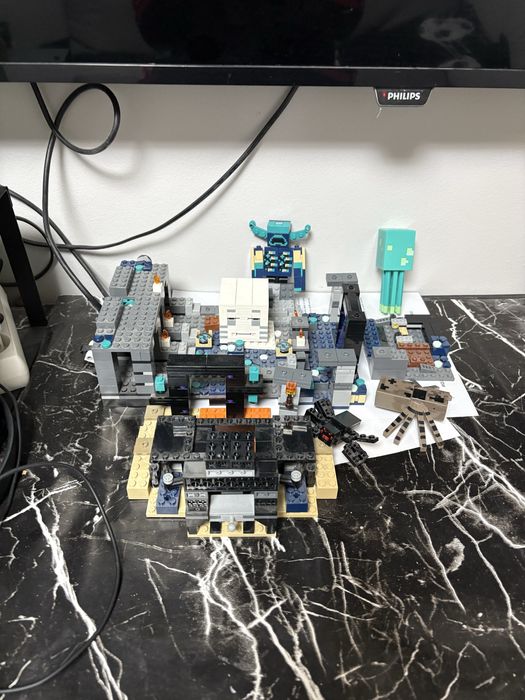 Klocki lego minecraft i gra logistyczna