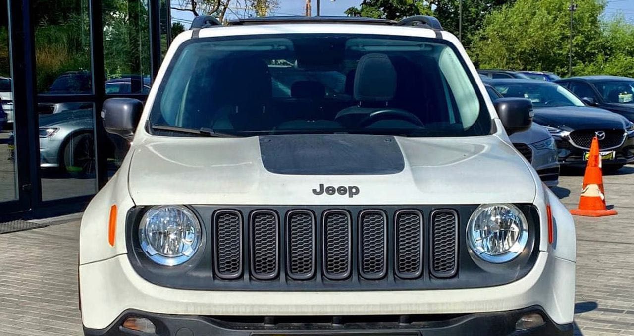 Наклейка на капот Jeep Renegade Compass Cherokee черная как оригинал