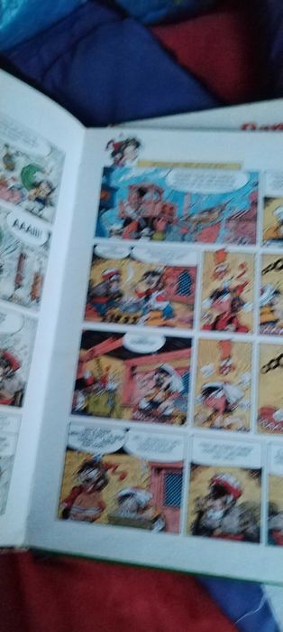 Livros juvenis são 2