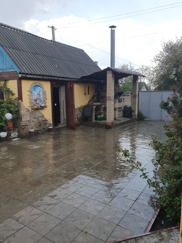 Продам отличный дом (дом не сдаётся!)в городе Изюм, Можно по сертифика