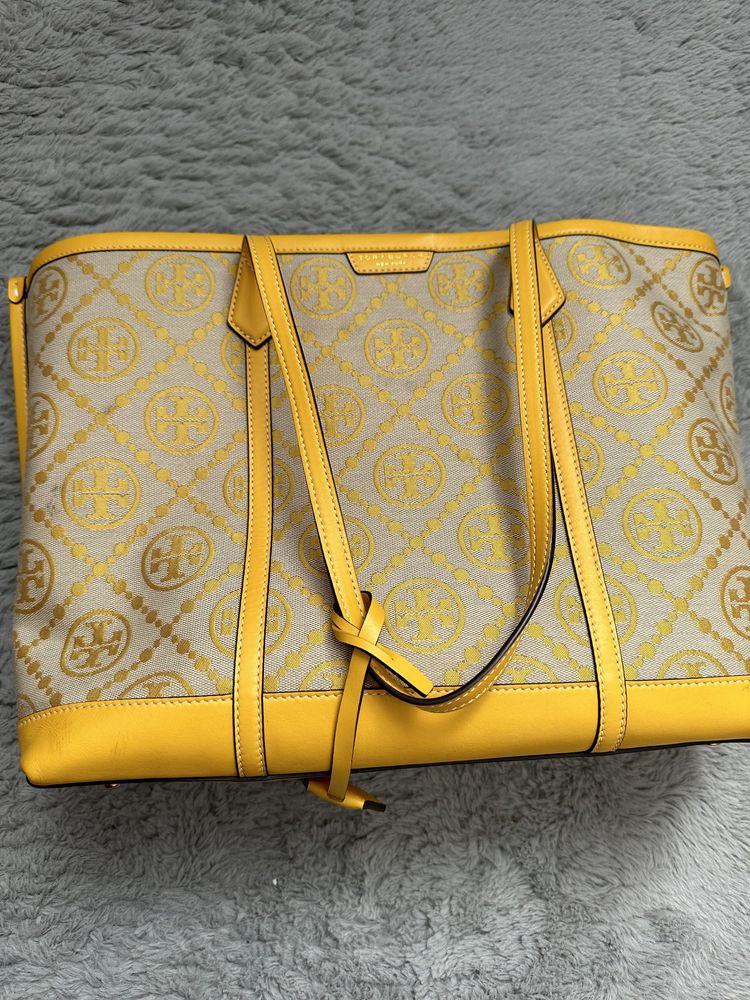 Tory Burch torba 'Perry Monogram' typu 'shopper'