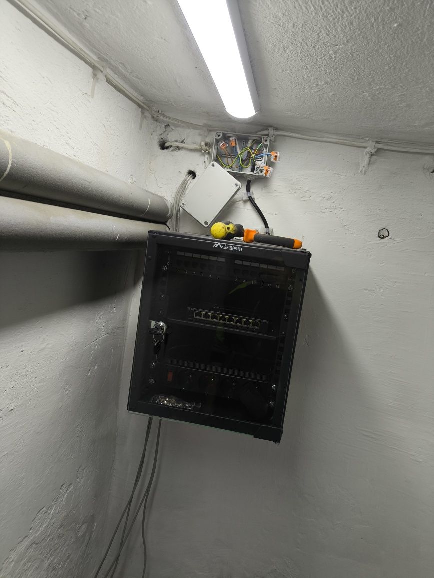 Spawanie światłowodów,sieci LAN,Wi-Fi, Monitoring/Wideodomofony/Alarmy