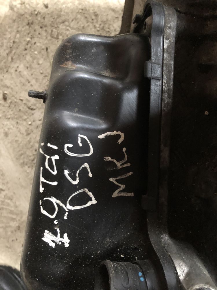 Коробка передач авт АКПП Volkswagen Skoda Seat 1.9Tdi dsg6 DQ250 MKJ
