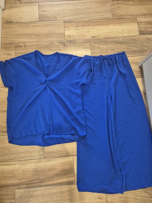 Nowy bez metki letni habrowy granatowy kostium  Xl bluzka i spodnie