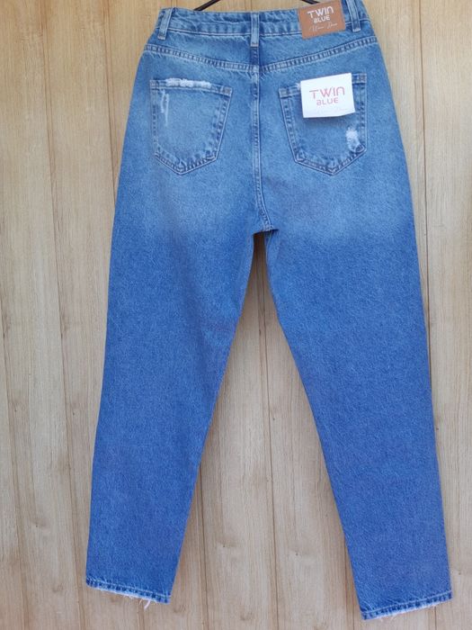 Джинсы МОМ новые р.38 (Турция)