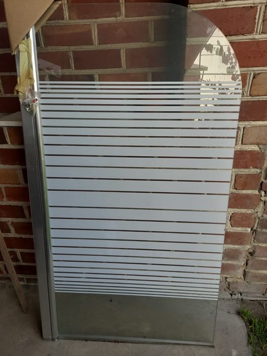 Szyba prysznicowa oslona na wannę