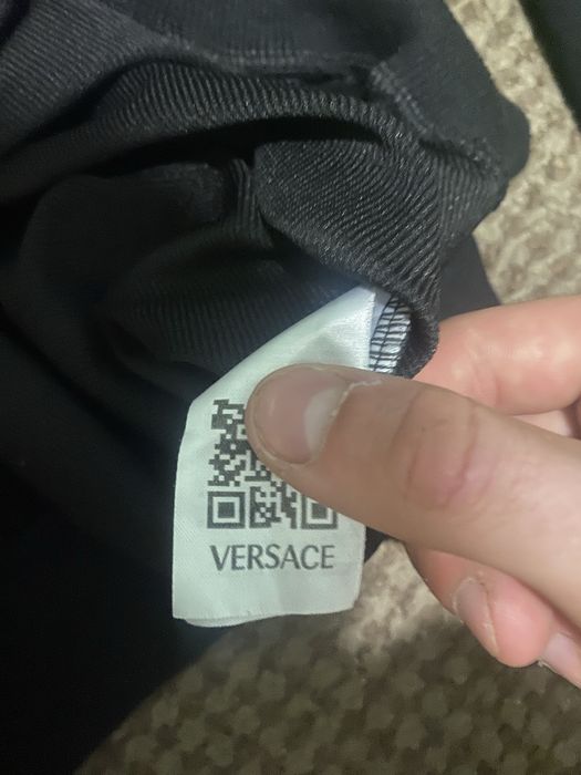 Кофта від Versace