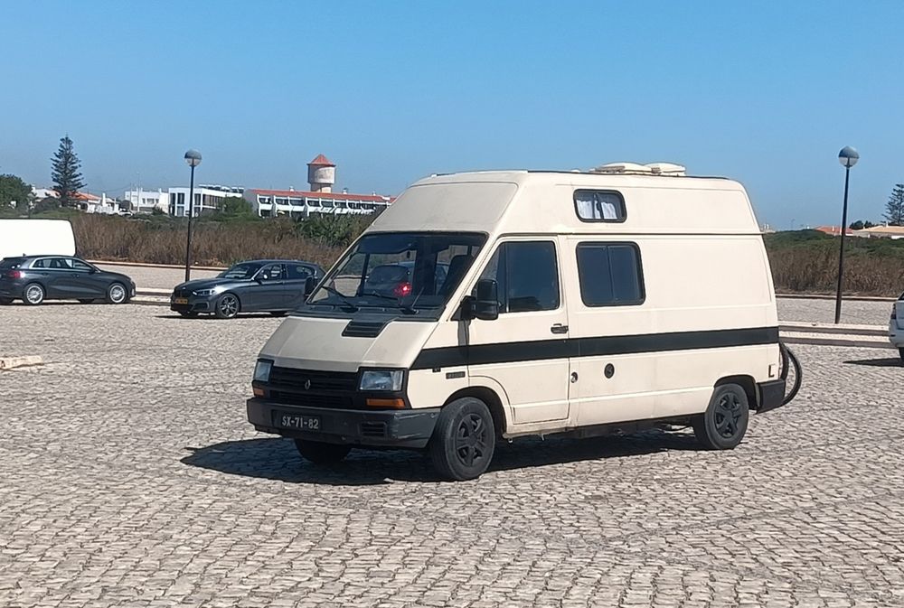 Renault Trafic (Averbada)