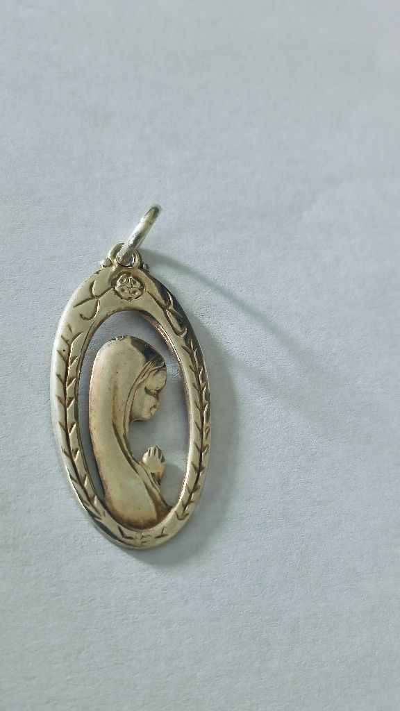 Pendente em prata Nossa Senhora