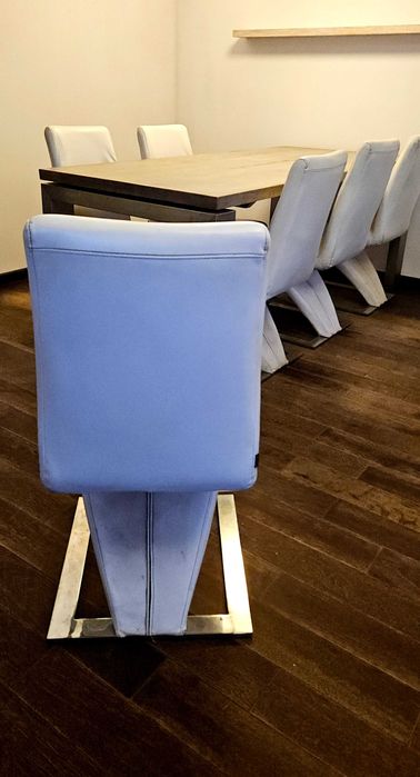 Sprzedam krzesła  nowoczesne