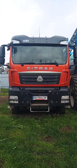 Продам самосвал Sitrak