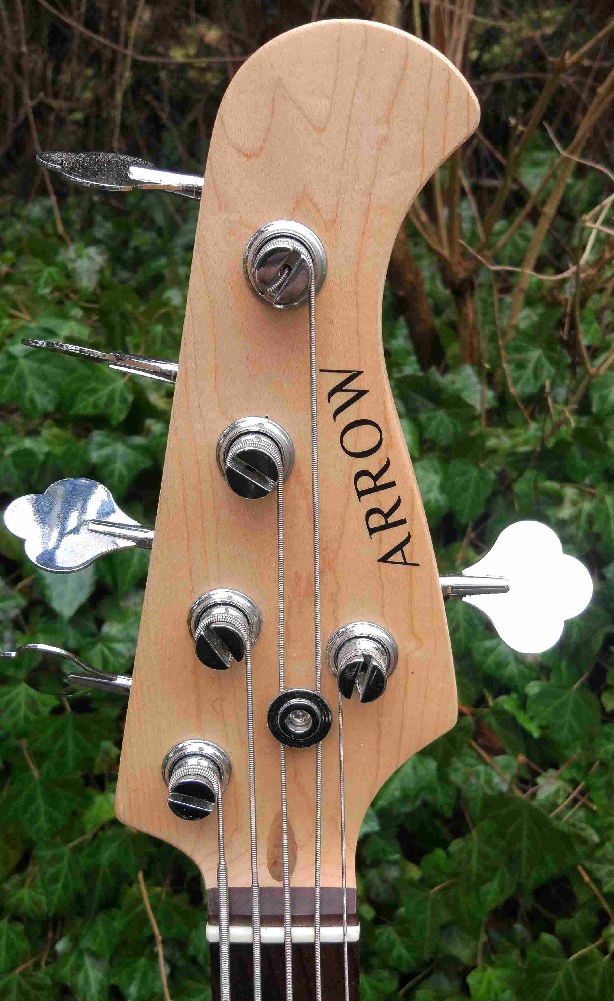 Gitara basowa 5 strunowa Arrow SB-5 jak NOWA