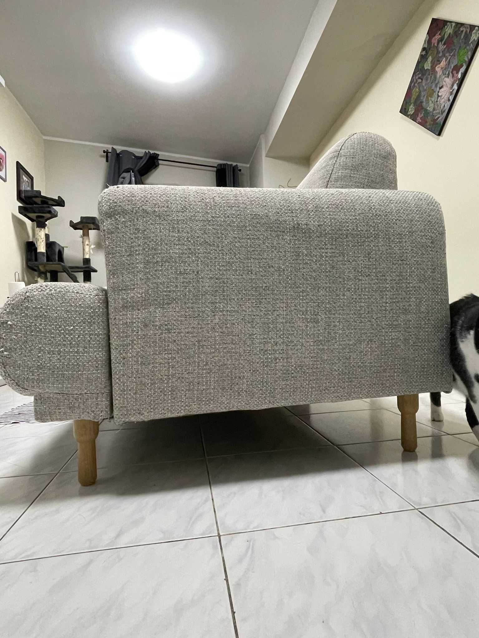 Sofá IKEA LANGARYD 2 lugares – cinza claro (usado)