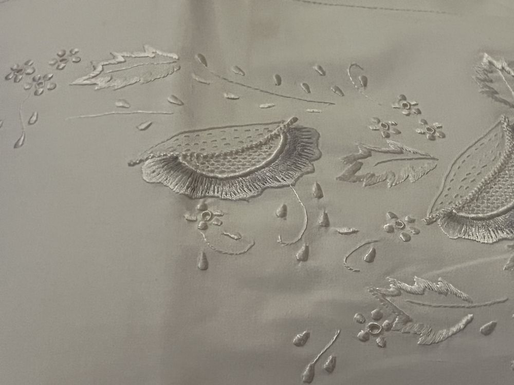 Varios lencois de algodao com bordados mais lindos para cama de casal