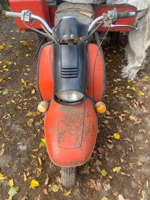 Моторолер Муравей