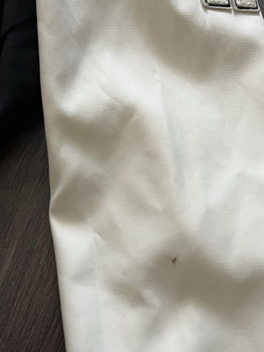 стильний бомбер у2k