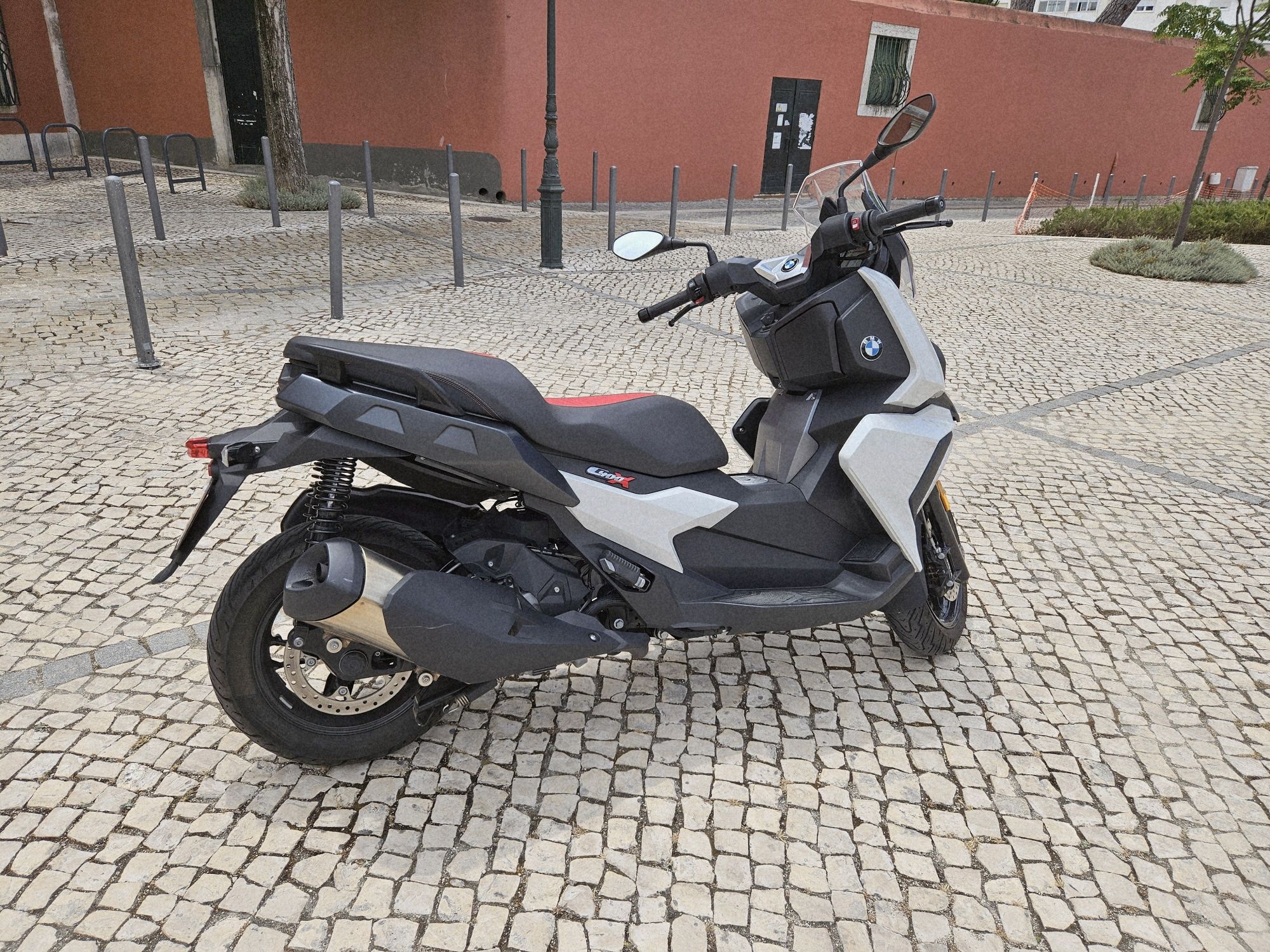 BMW C400x Como Nova