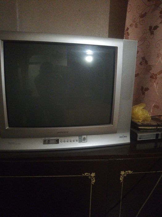 Продам телевізор