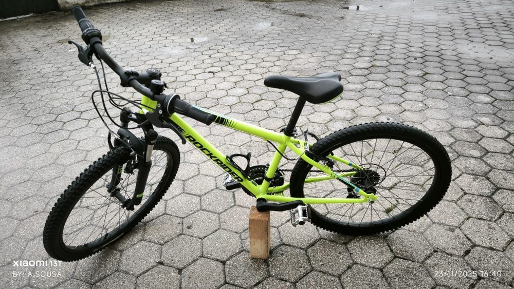 Bicicleta B'Twin Rockrider ST500