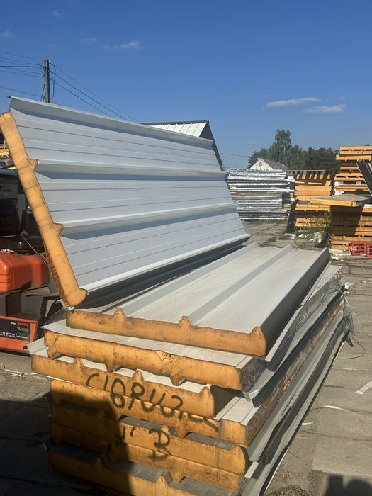 Plyta warstwowa dachowa 100mm