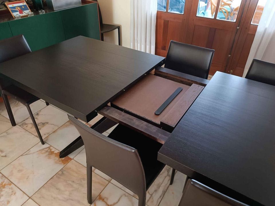 Mesa de refeição extensível