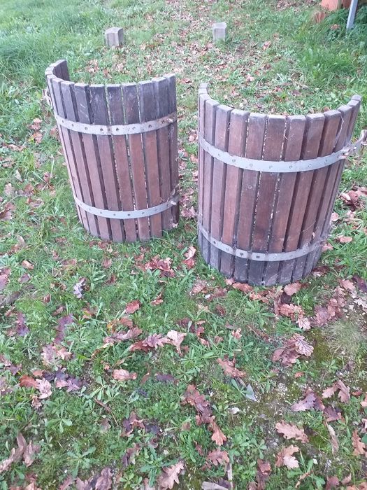 Espremedeira de uvas,antiga.