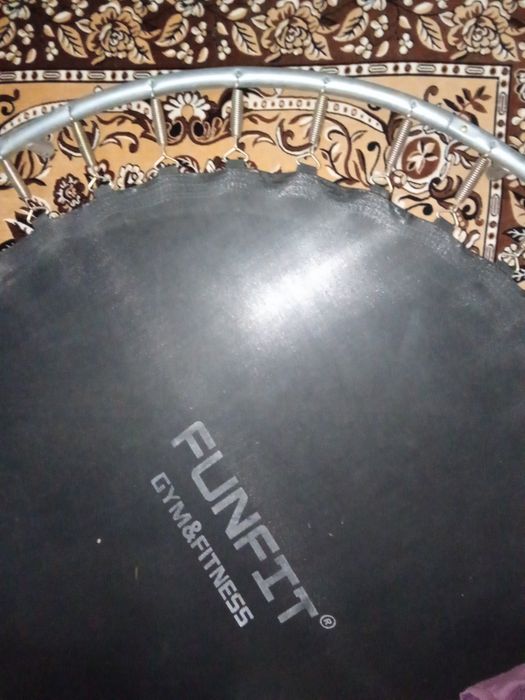 Батут Funfit у гарному стані