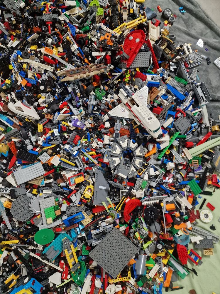 Klocki LEGO oryginalne mix 3 kg z figurkami