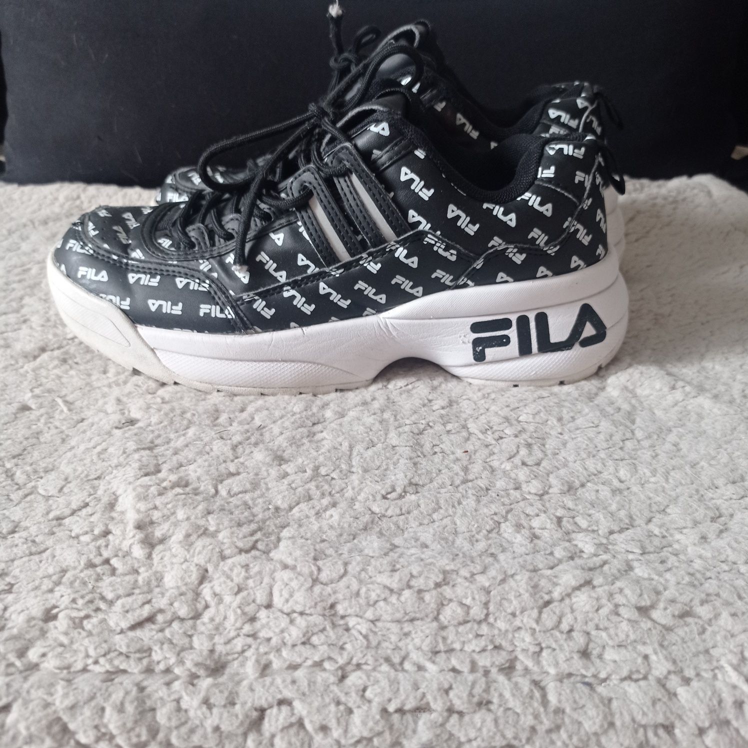 Buty, adidasy damskie Fila rozmiar 38. Oryginalne