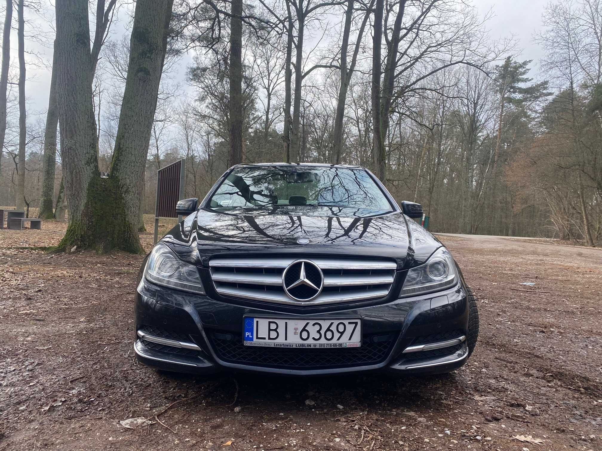 Mercedes C klasa benzyna (Salon Polska)