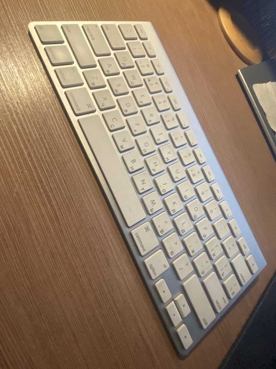 Клавіатура Apple Wireless Keyboard A1314 (оригінал)
