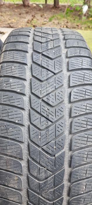 Opony Zimowe Pirelli skorpion Winter 235/55 R 19 2 szt.