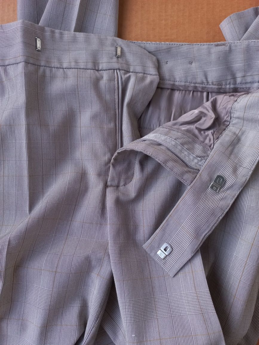 Calças NOVAS ZARA 36 cigarrette