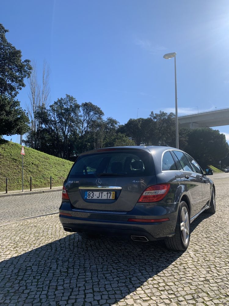 Mercedes r350 cinzenta